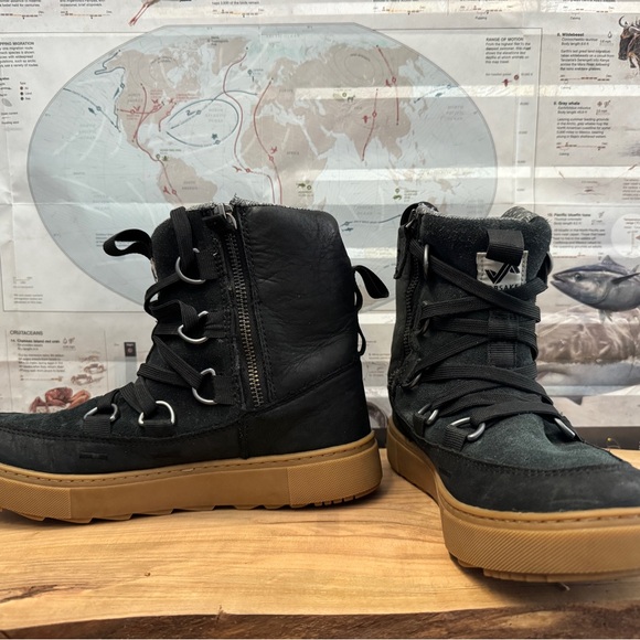 Forake Boots - Picture 5 of 10